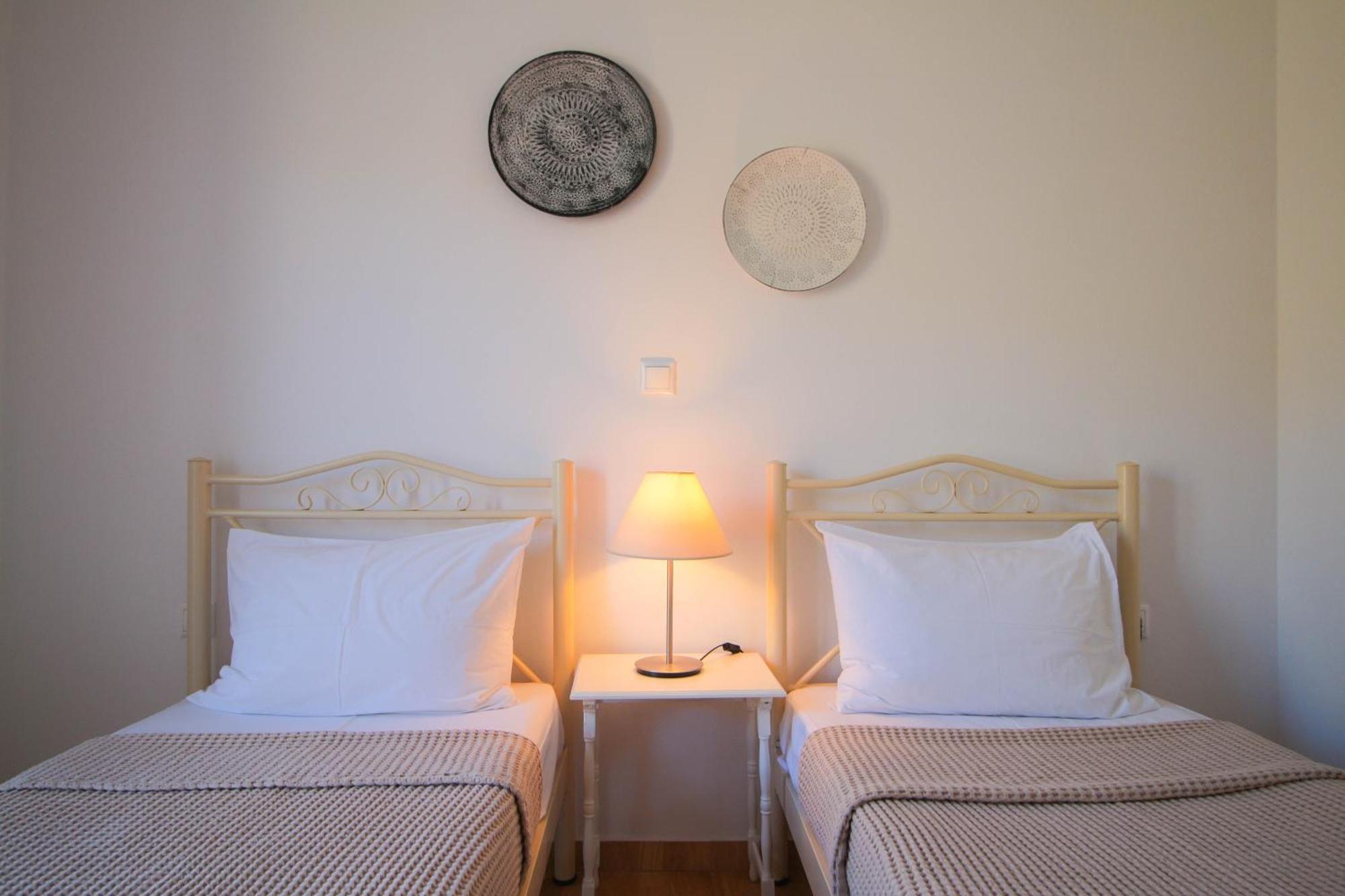 Iliopetra Residence Agios Romanos Dış mekan fotoğraf