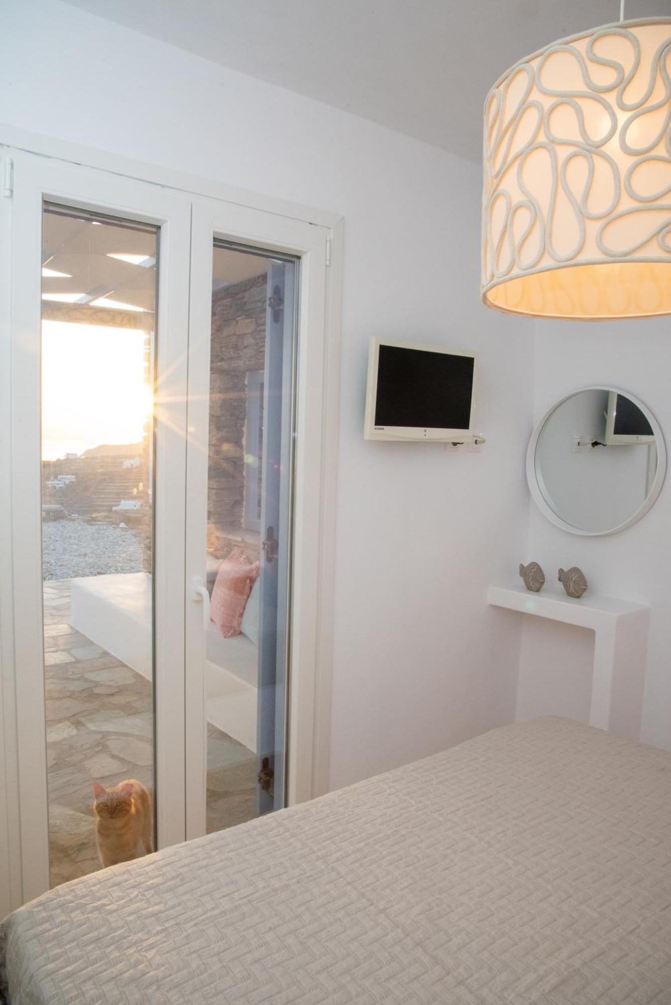 Iliopetra Residence Agios Romanos Dış mekan fotoğraf